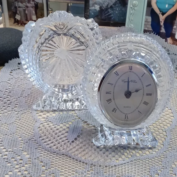 Lead Crystal Clock Set - Picture 3 of 16